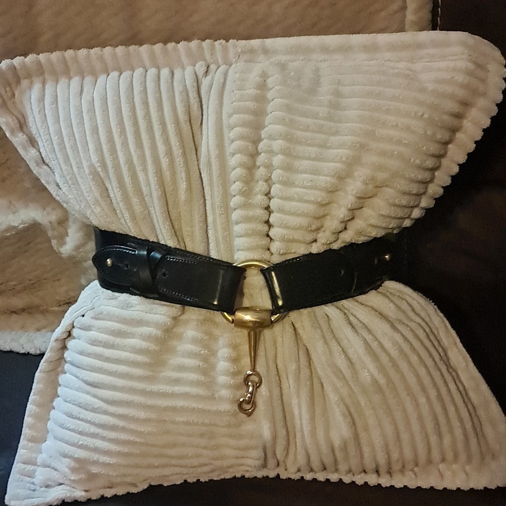 Bloomingdale's Women Black Leather Gold Toned Belt Size M Made In Italy